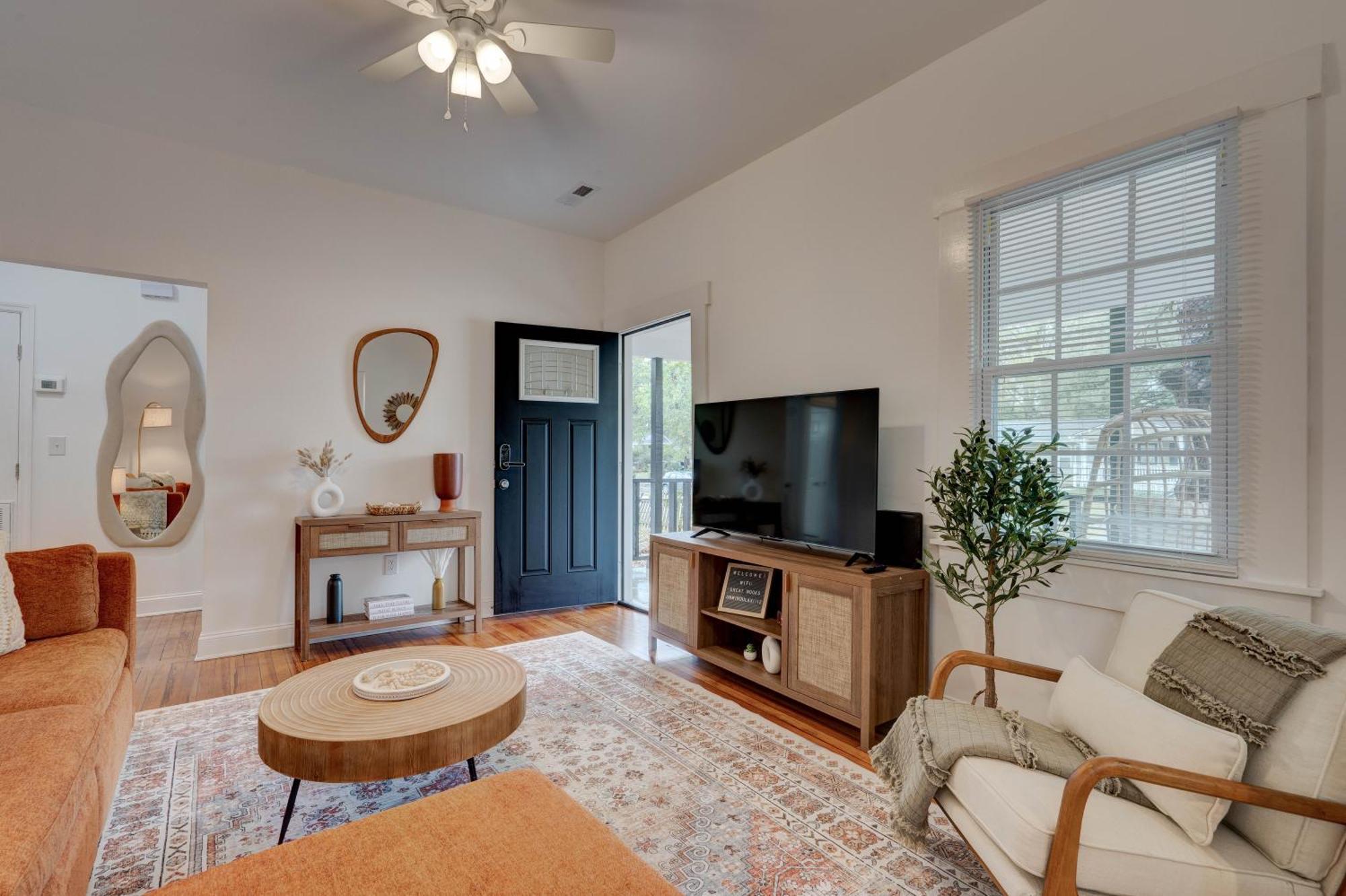 Peaceful Park Circle Getaway Villa Charleston Exterior photo