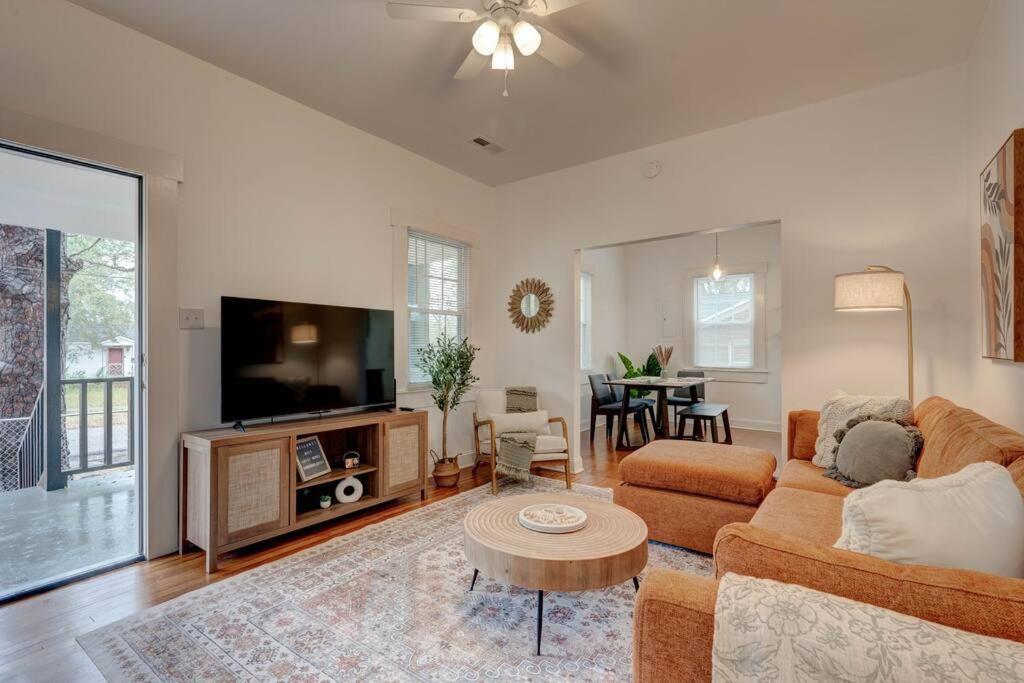 Peaceful Park Circle Getaway Villa Charleston Exterior photo